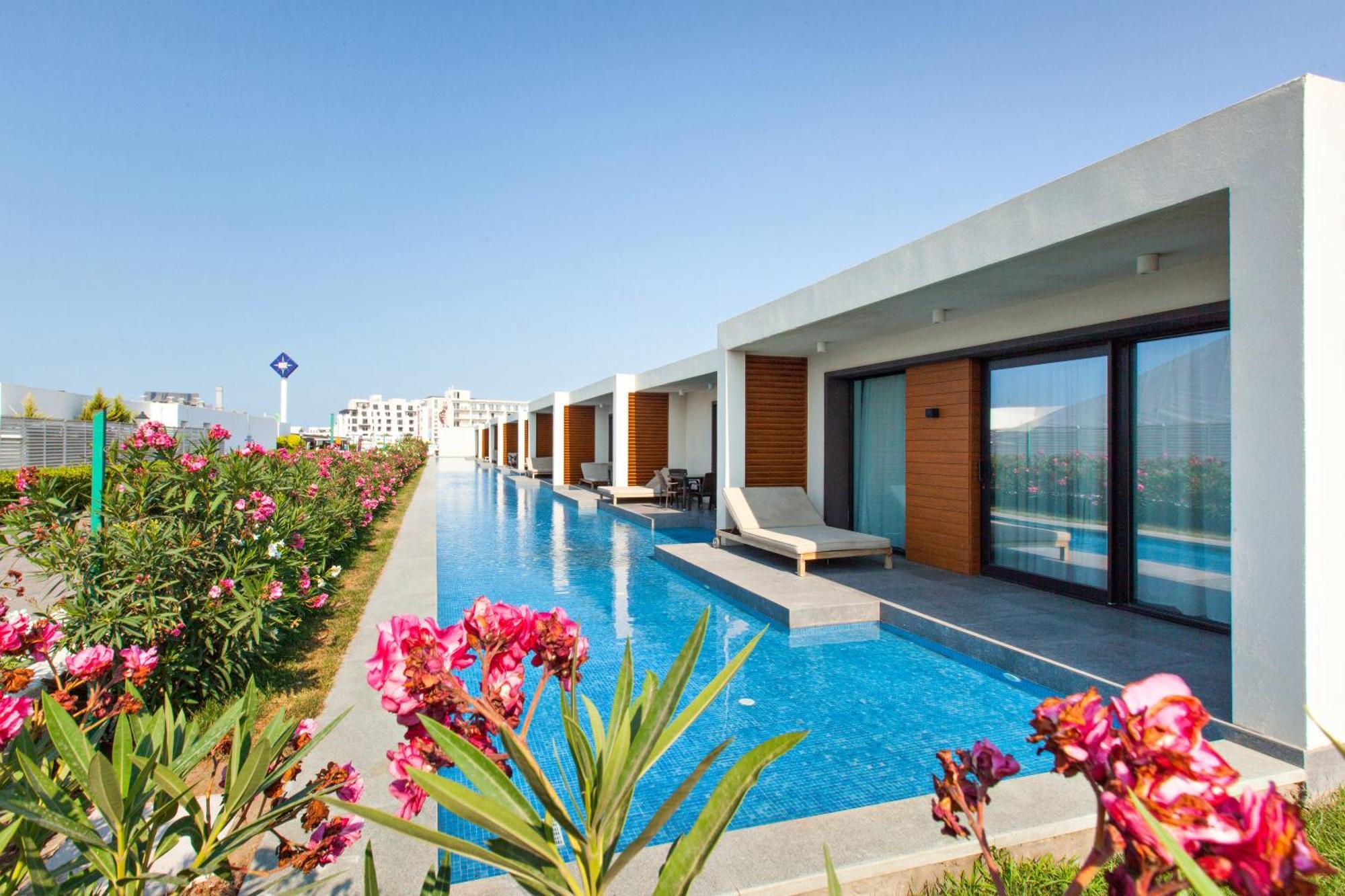 Sea Breeze Resort Nardaran Bagian luar foto
